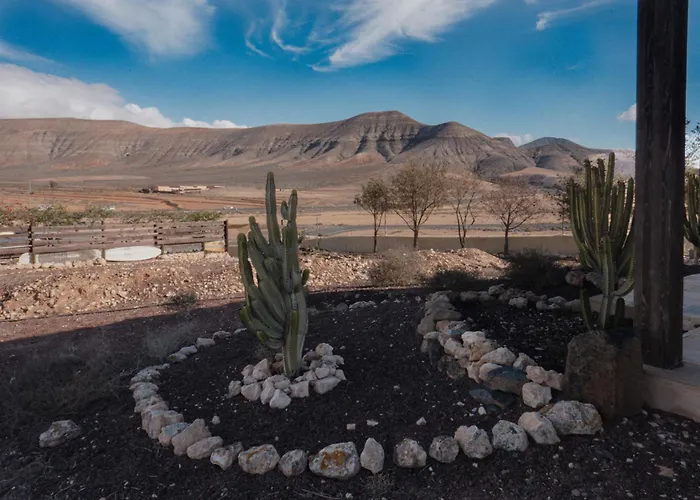 Upupa Lodge La Oliva