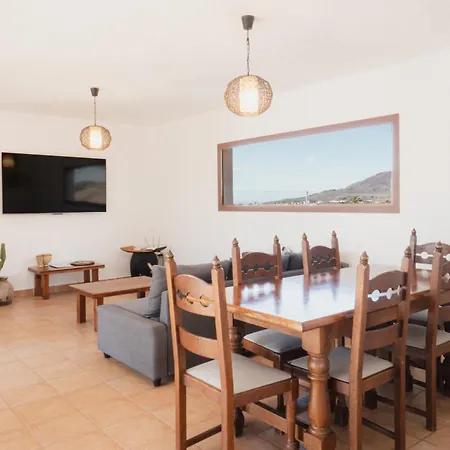 Upupa Lodge La Oliva